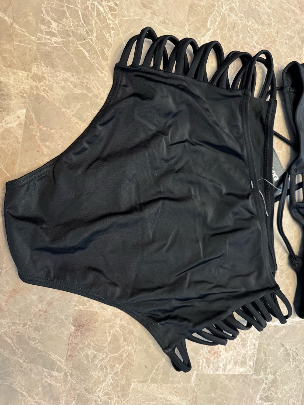 Express Strappy swim set M - Picture 9 of 11